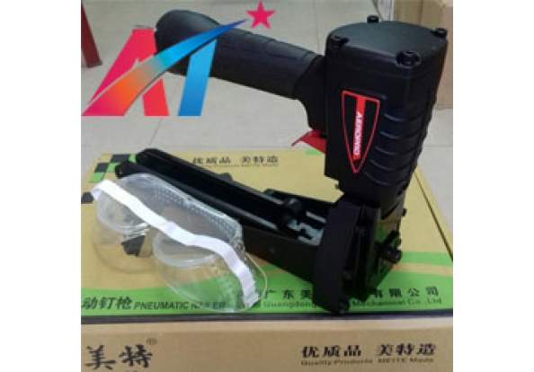 Máy bấm ghim thùng carton Aeropro MTA18