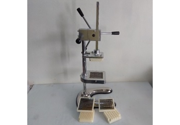 Dụng cụ cắt lát khoai tây bằng tay