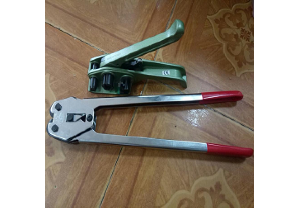 Dụng cụ xiết dây đai bằng tay Ybico