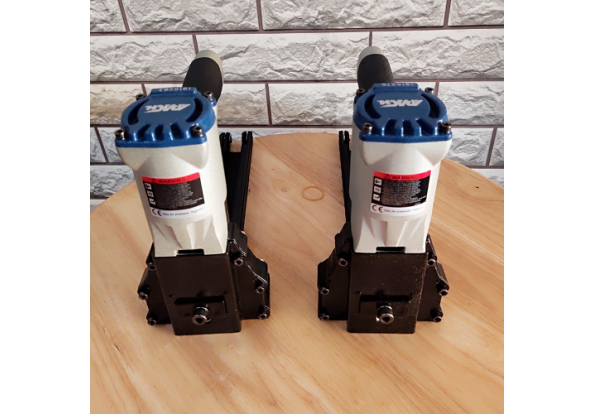 Máy bấm ghim thùng carton CS22